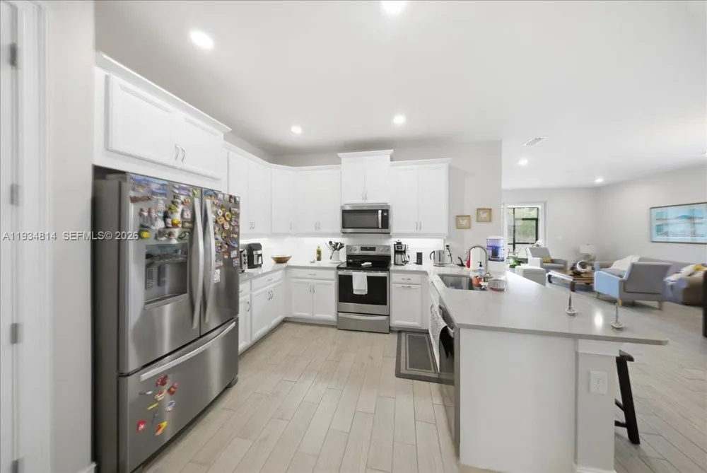 1074 Enbrook Loop Naples, FL 34114