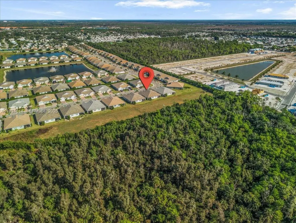 1074 Enbrook Loop Naples, FL 34114