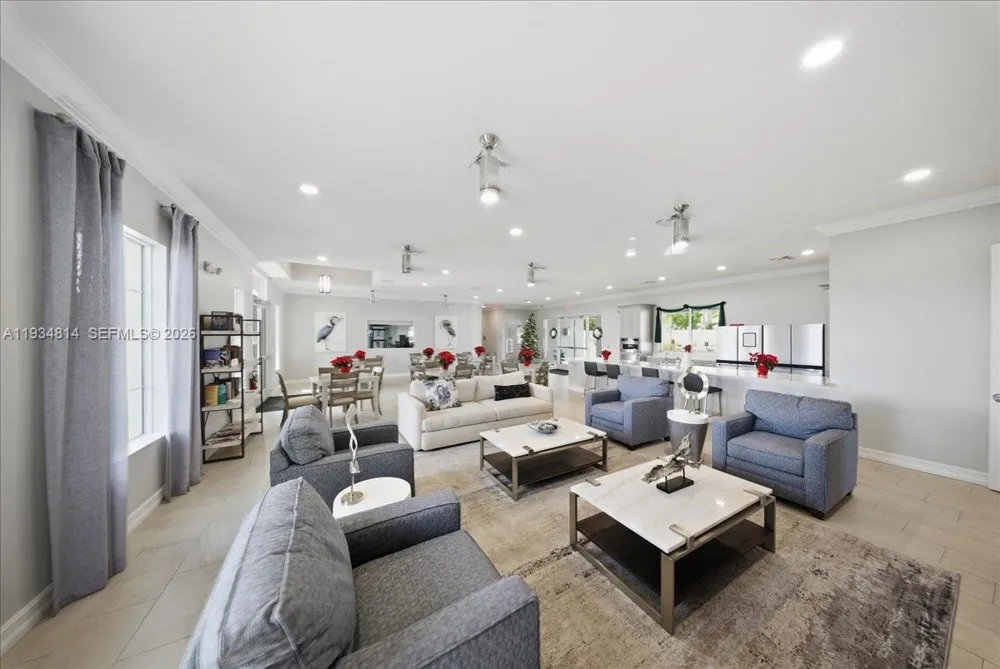 1074 Enbrook Loop Naples, FL 34114