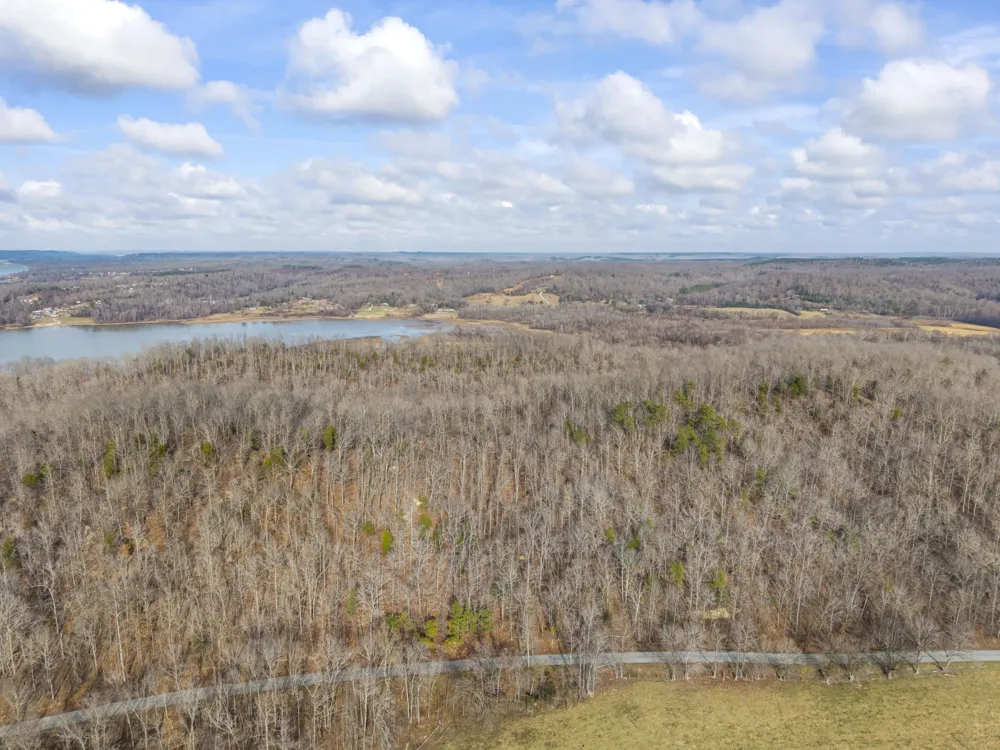 0 Toms Creek Rd Linden, TN 37096