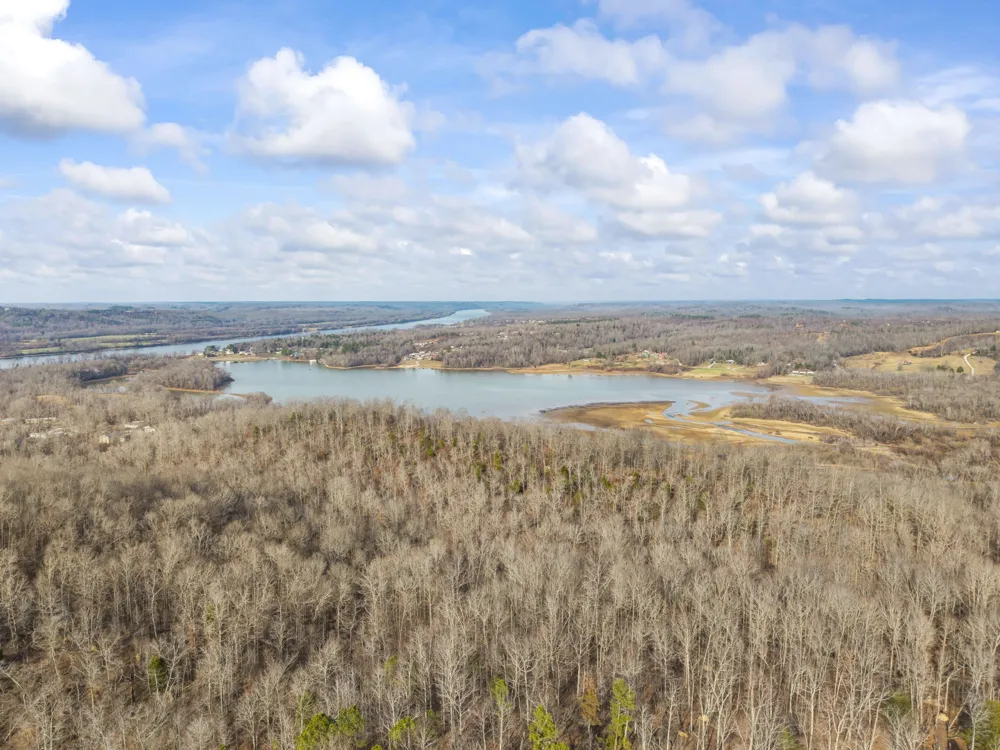 0 Toms Creek Rd Linden, TN 37096