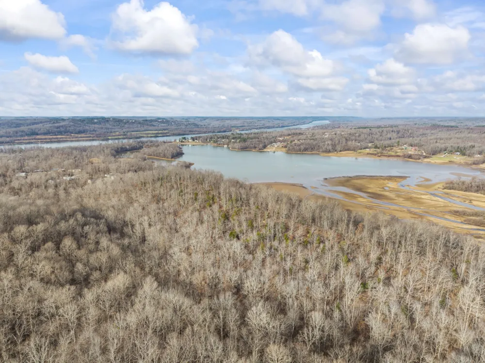 0 Toms Creek Rd Linden, TN 37096