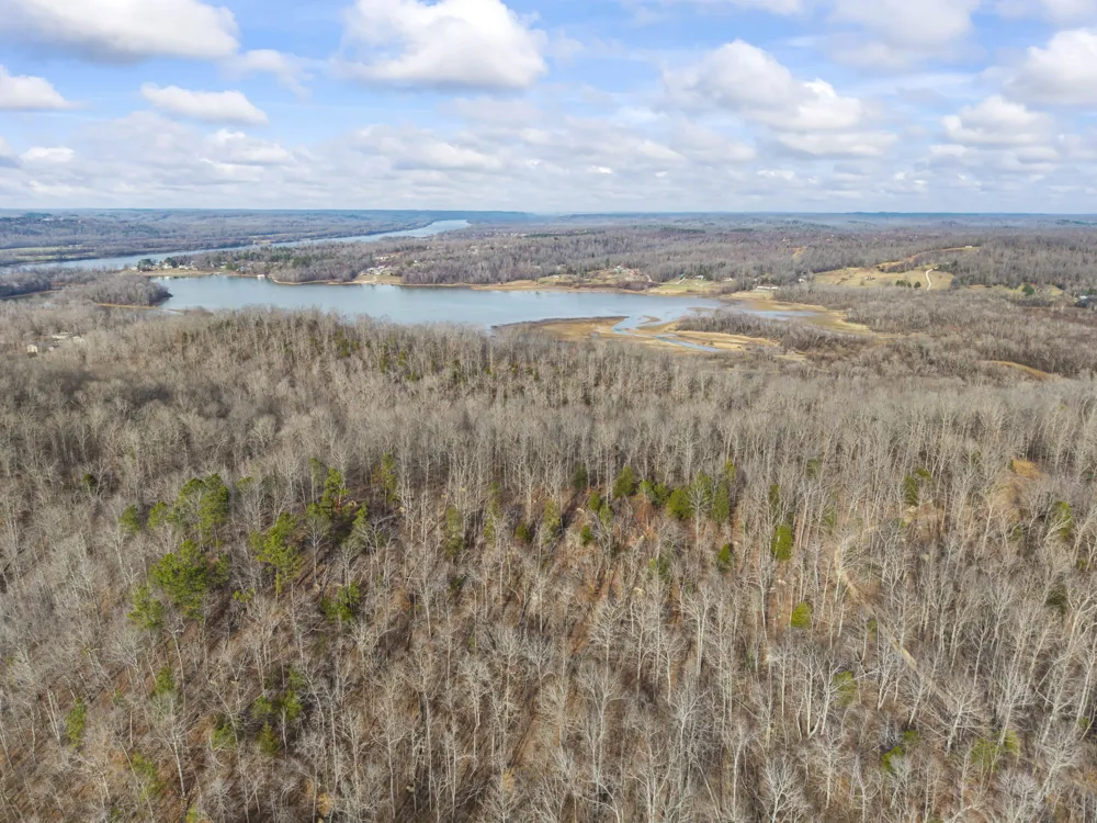 0 Toms Creek Rd Linden, TN 37096