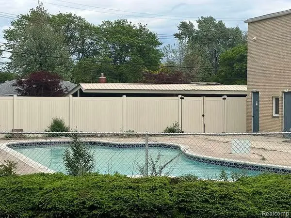 7350 INKSTER ROAD #10 Dearborn Heights City, MI 48127