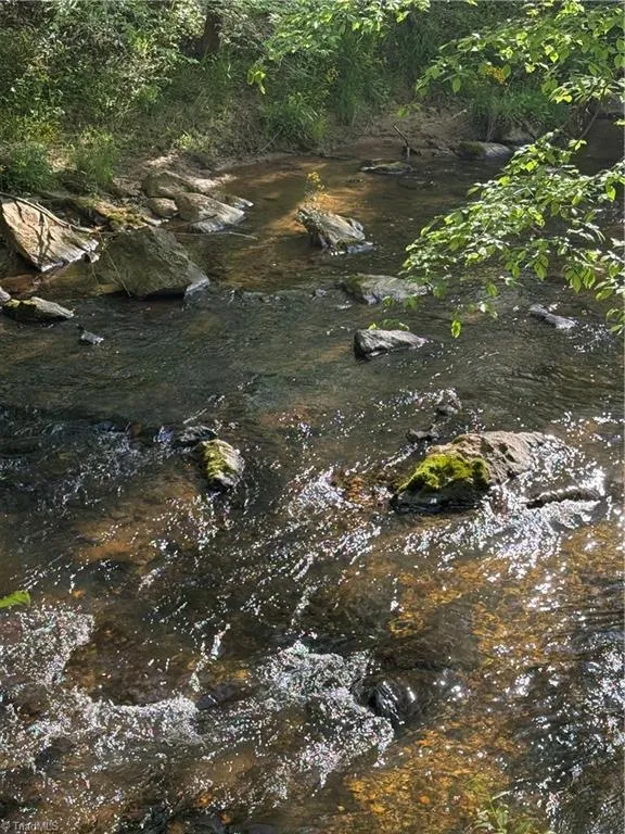 1280 River Bluff Trail Tobaccoville, NC 27050