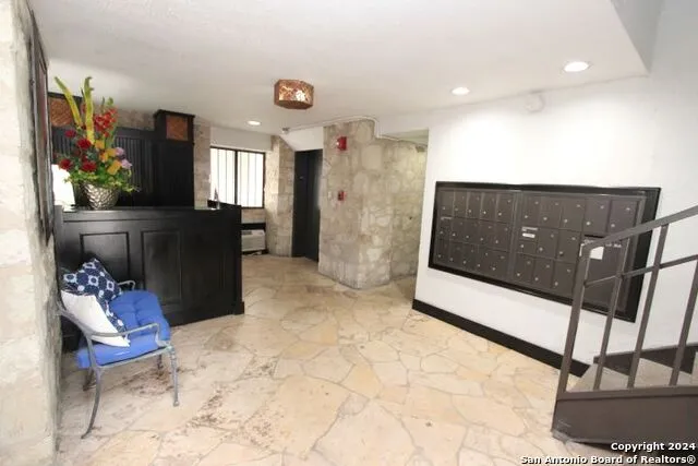 701 N. Saint Marys #15 San Antonio, TX 78205