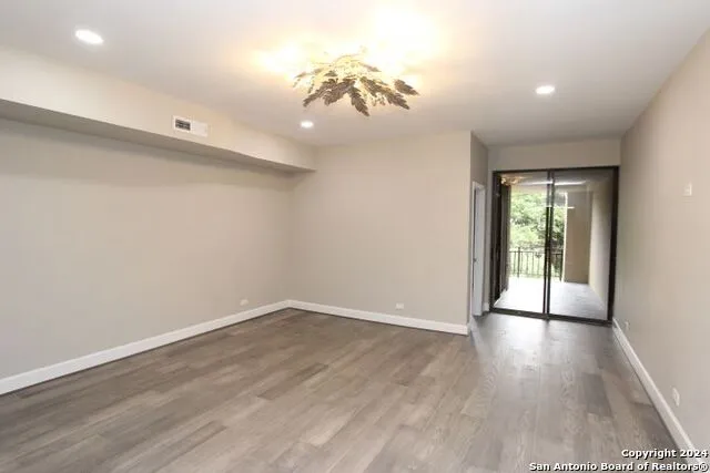 701 N. Saint Marys #15 San Antonio, TX 78205