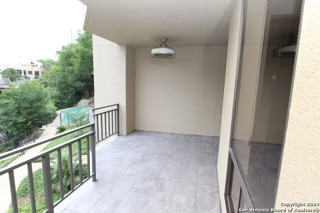 701 N. Saint Marys #15 San Antonio, TX 78205
