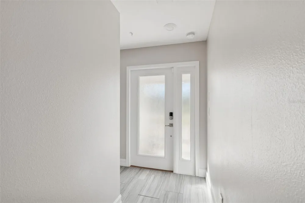 4921 W PAUL AVENUE #4 Tampa, FL 33611