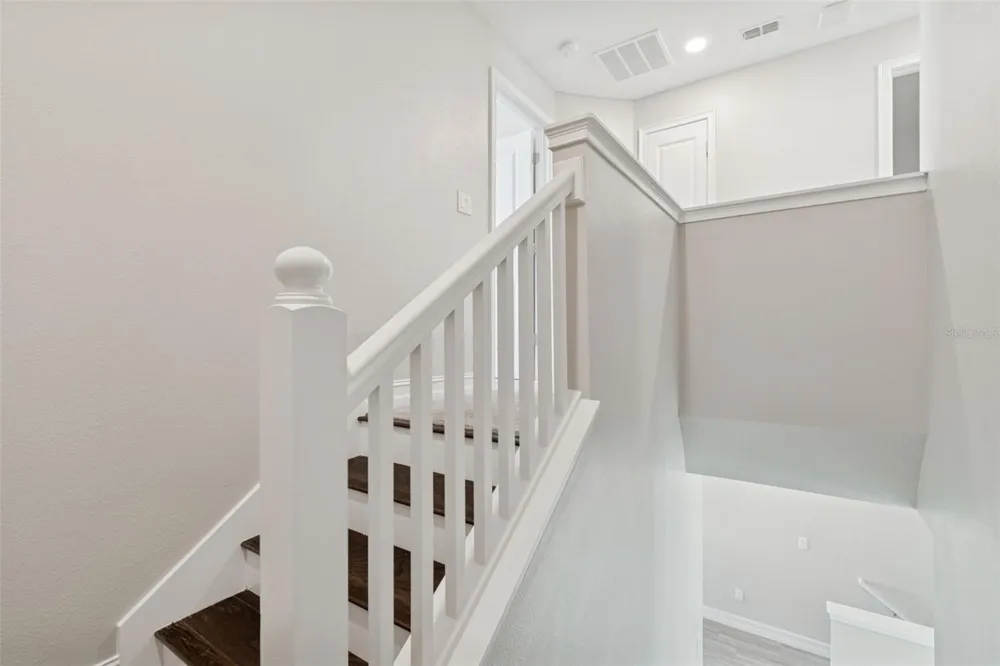 4921 W PAUL AVENUE #4 Tampa, FL 33611