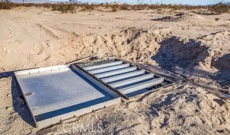 60426 Lorraine Landers, CA 92285