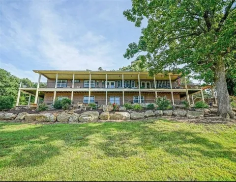 10127 George Mountain Loop