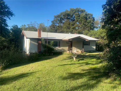 27418 Farm Road 1090