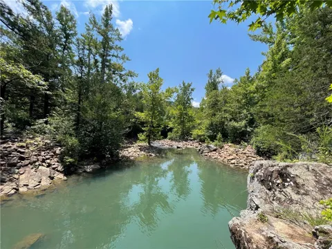 360 Pigeon Creek Road