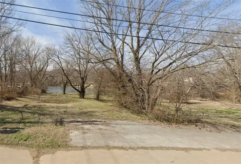 323 S Main Street