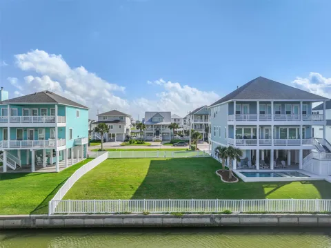 4119 Bluewing Teal Court