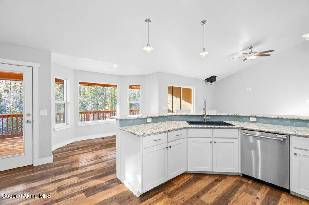 202 Silver Saddle Court Pinehurst, ID 83850