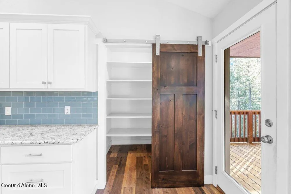 202 Silver Saddle Court Pinehurst, ID 83850
