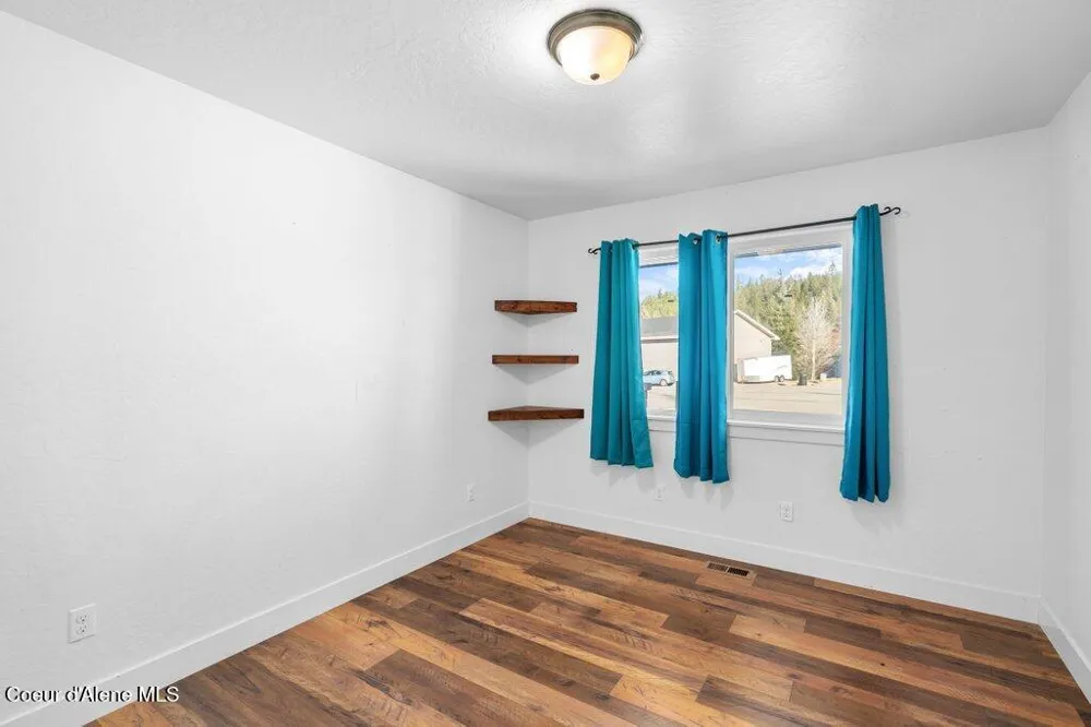 202 Silver Saddle Court Pinehurst, ID 83850