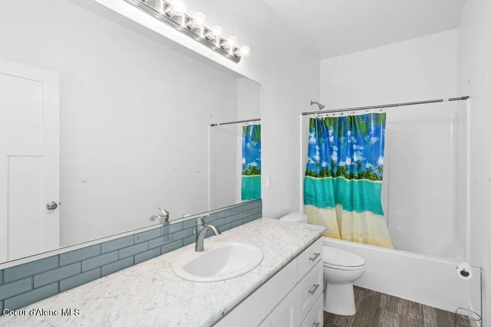 202 Silver Saddle Court Pinehurst, ID 83850