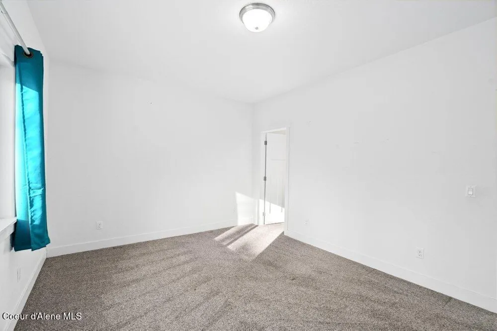202 Silver Saddle Court Pinehurst, ID 83850