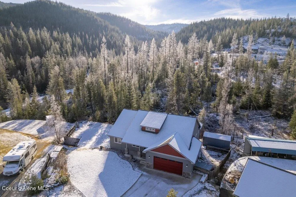 202 Silver Saddle Court Pinehurst, ID 83850