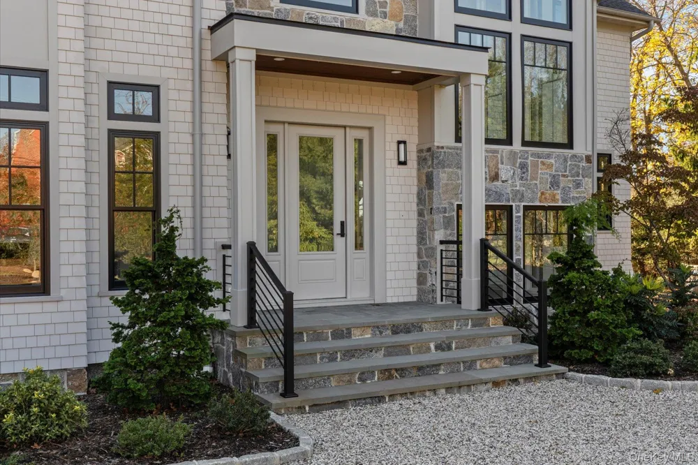 1750 Hobart Road Southold, NY 11971