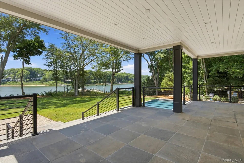 1750 Hobart Road Southold, NY 11971