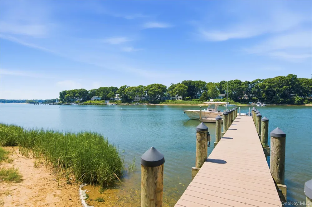 1750 Hobart Road Southold, NY 11971