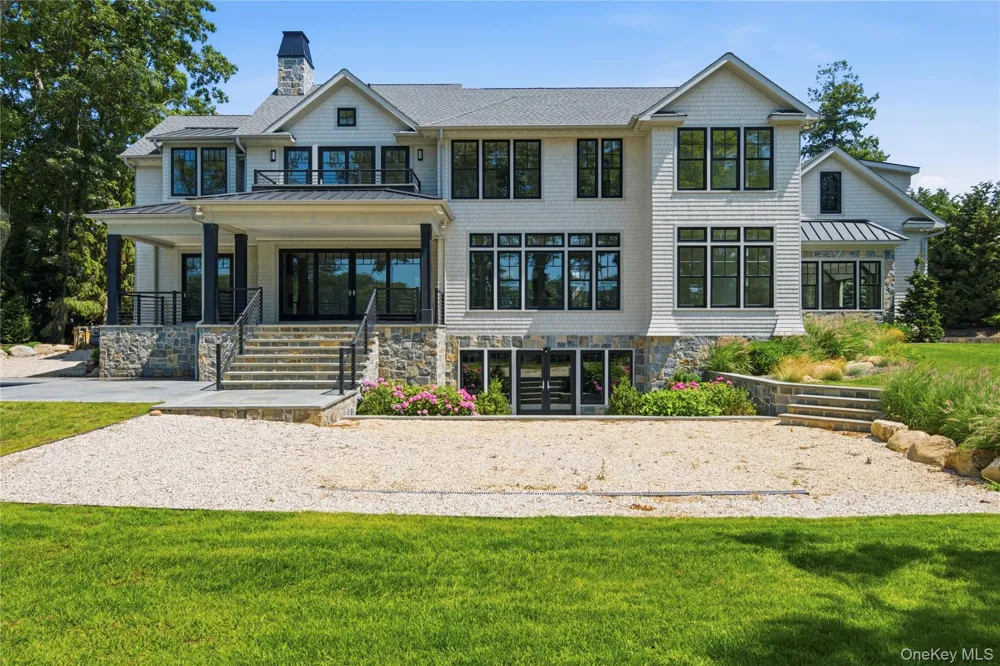 1750 Hobart Road Southold, NY 11971