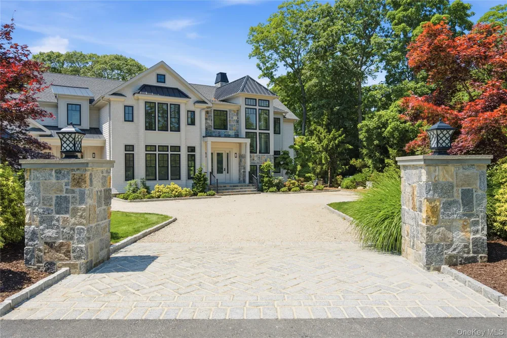 1750 Hobart Road Southold, NY 11971