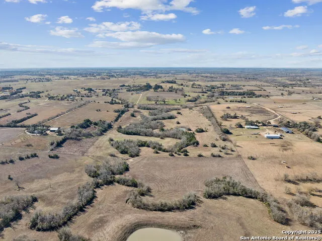 3424 Post Oak Point New Ulm, TX 78950