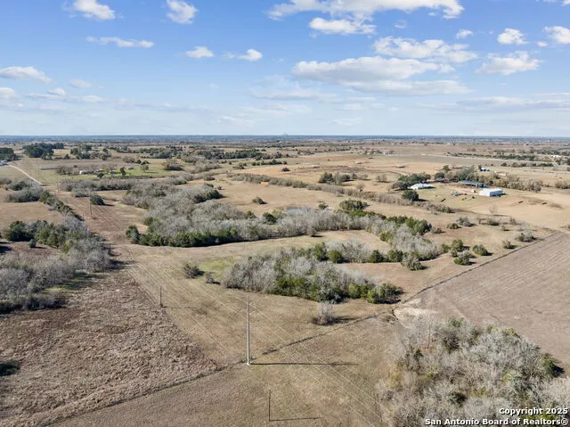 3424 Post Oak Point New Ulm, TX 78950