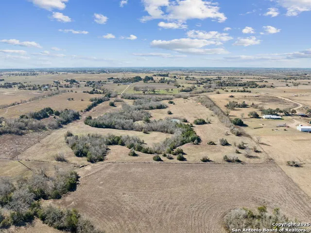 3424 Post Oak Point New Ulm, TX 78950