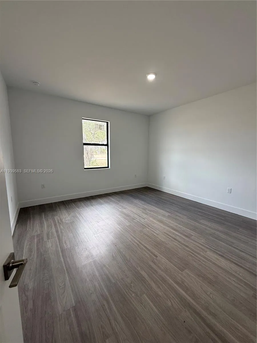 1048 Jay Ct La Belle, FL 33935