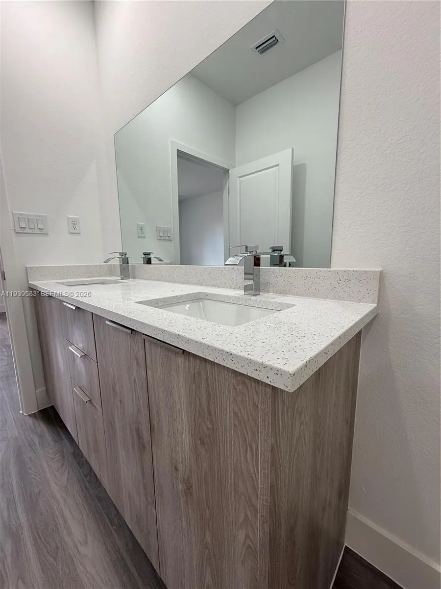 1048 Jay Ct La Belle, FL 33935