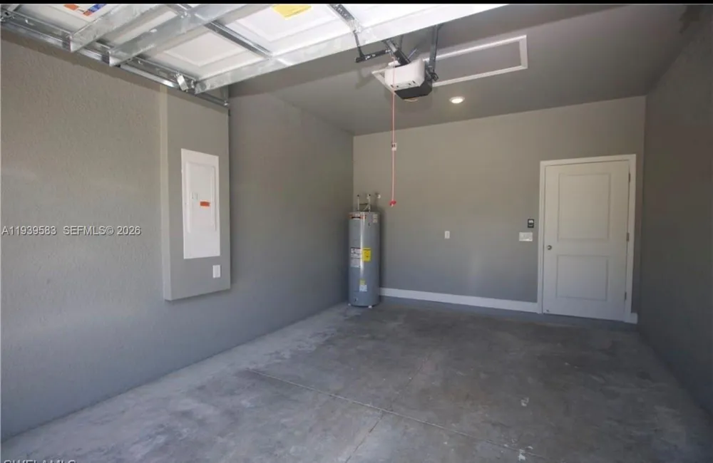 1048 Jay Ct La Belle, FL 33935