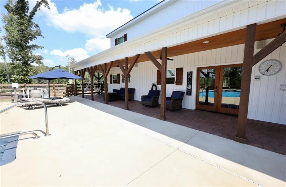 286 County Road 28 Centre, AL 35960