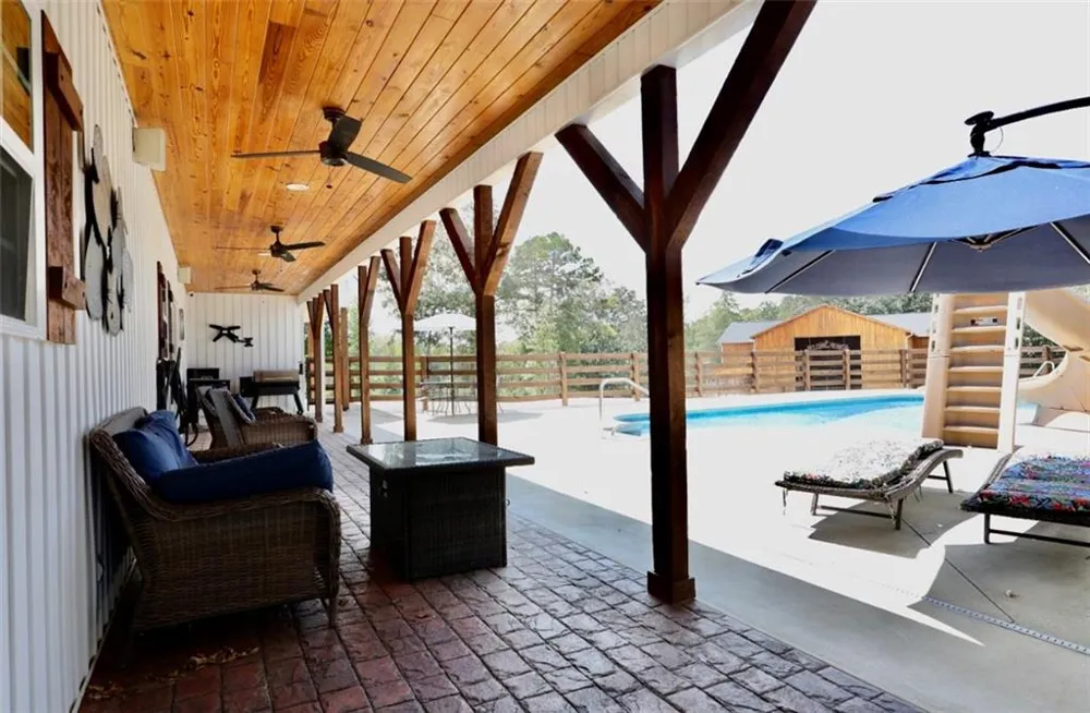 286 County Road 28 Centre, AL 35960