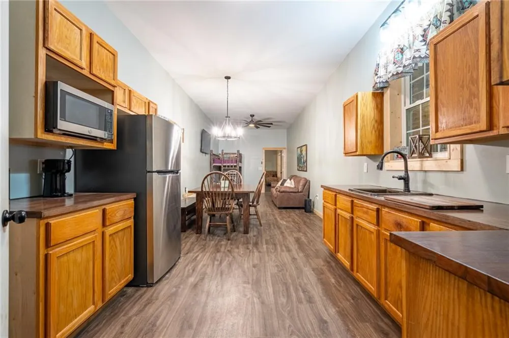 286 County Road 28 Centre, AL 35960