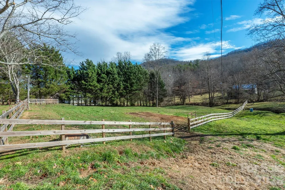 366 Dix Creek #2 Road Leicester, NC 28748