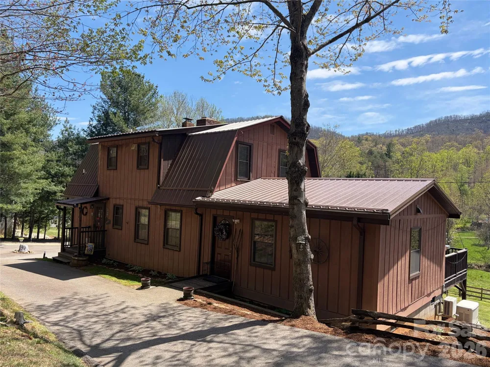366 Dix Creek #2 Road Leicester, NC 28748