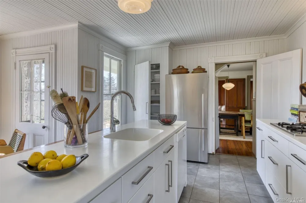 1855 Village Lane Orient, NY 11957