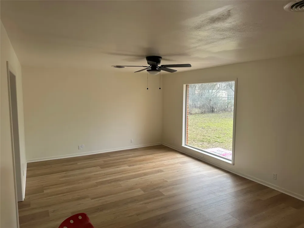 1121 E Coke Hamilton, TX 76531