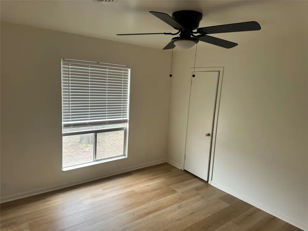 1121 E Coke Hamilton, TX 76531