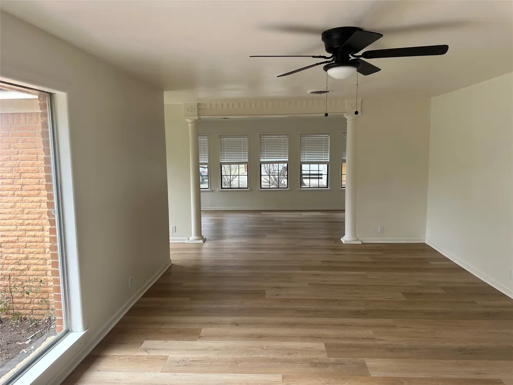 1121 E Coke Hamilton, TX 76531