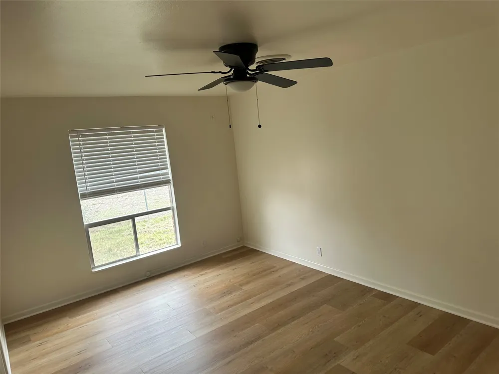 1121 E Coke Hamilton, TX 76531