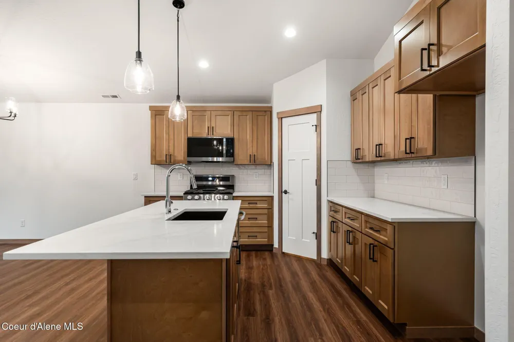 2224 Maverick Court Sandpoint, ID 83864
