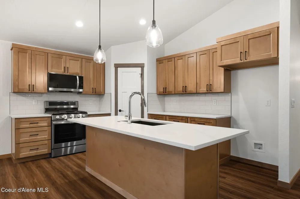 2224 Maverick Court Sandpoint, ID 83864