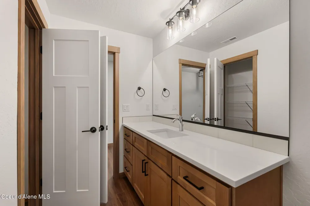 2224 Maverick Court Sandpoint, ID 83864